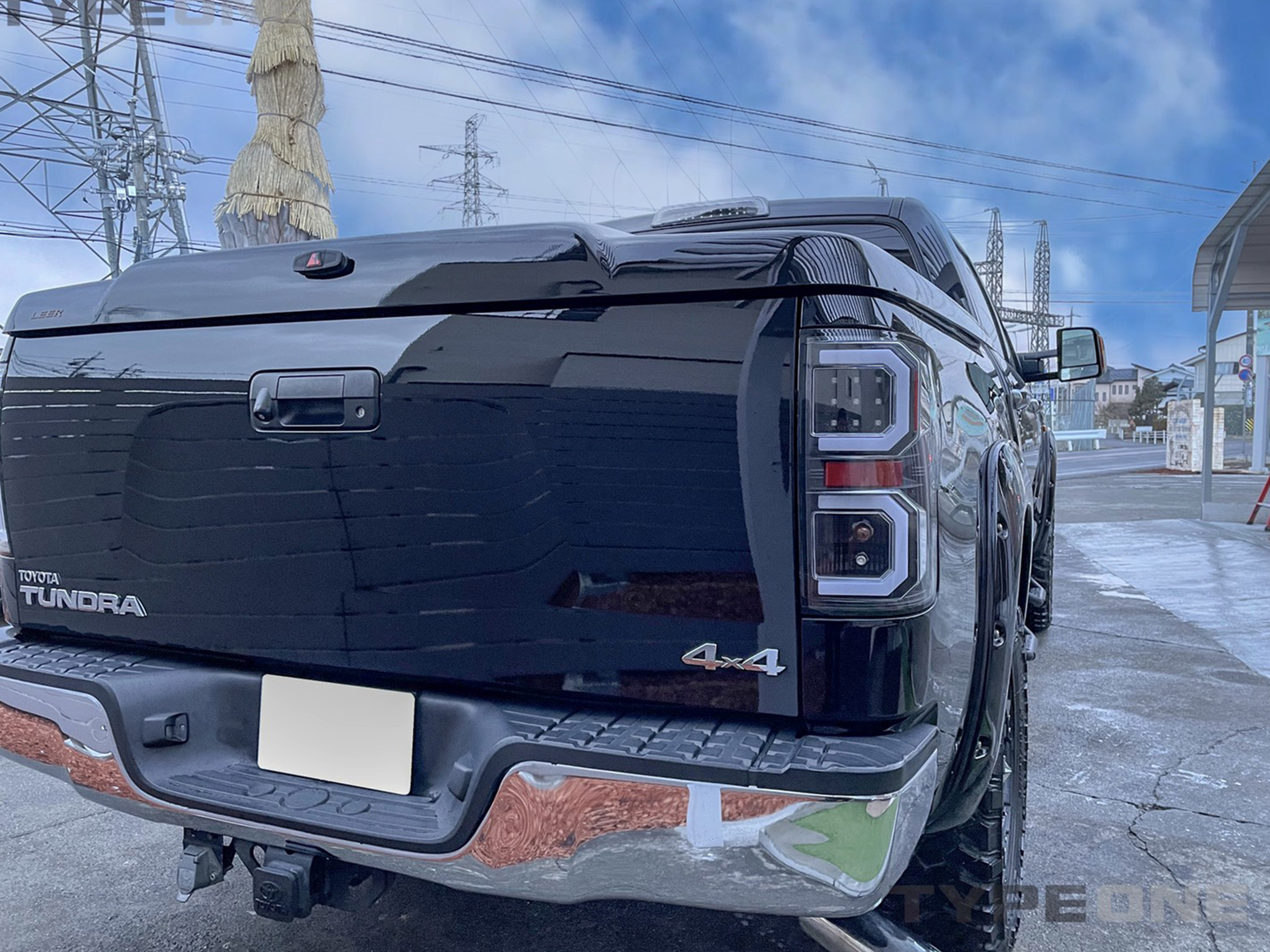 米国トヨタ タンドラ 4WD